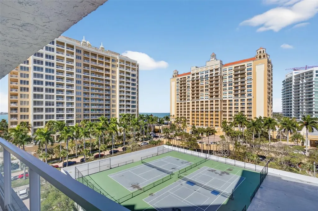 1111 N Gulfstream Avenue Sarasota FL 34236