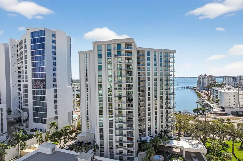 1111 N Gulfstream Avenue Sarasota FL 34236