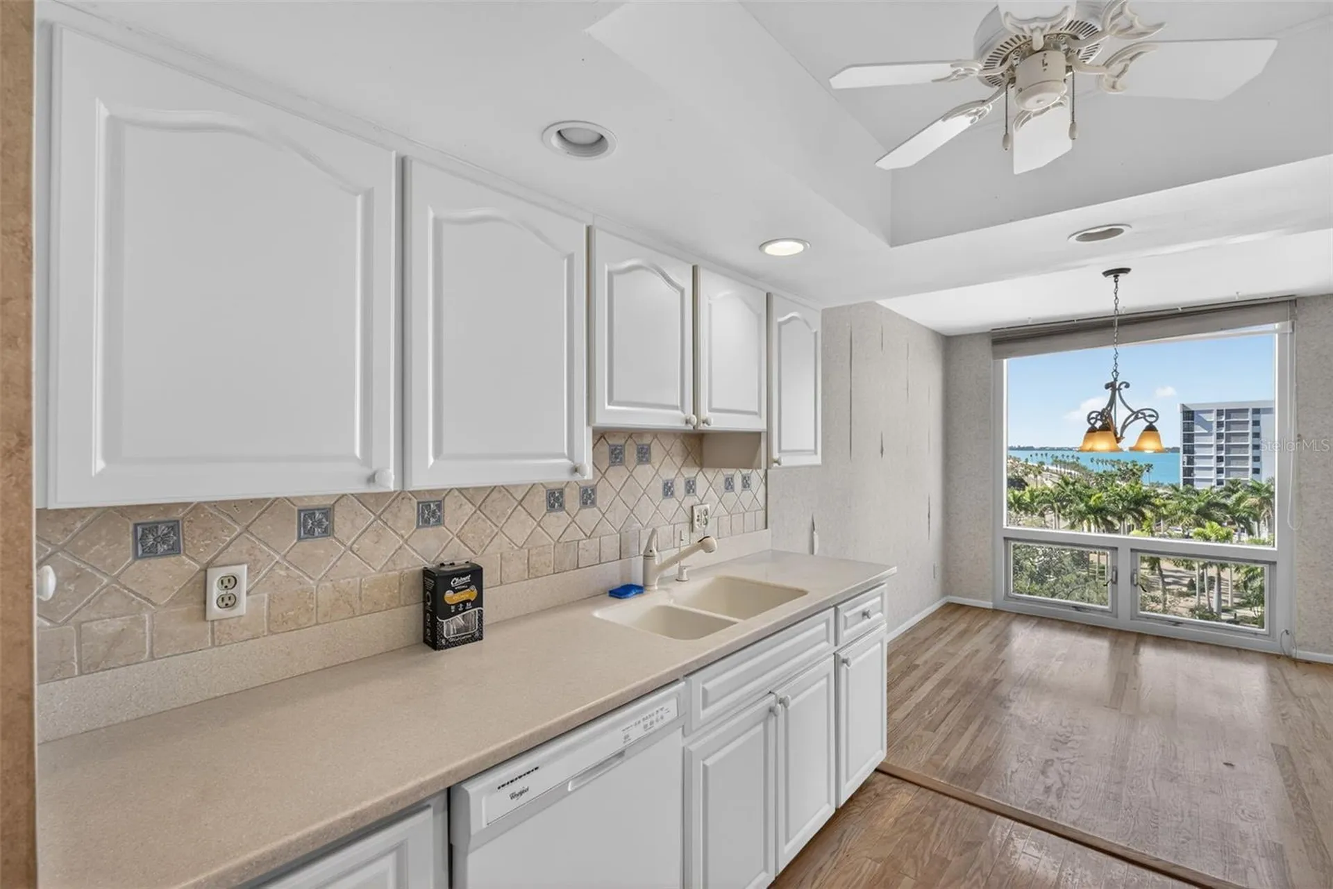 1111 N Gulfstream Avenue Sarasota FL 34236