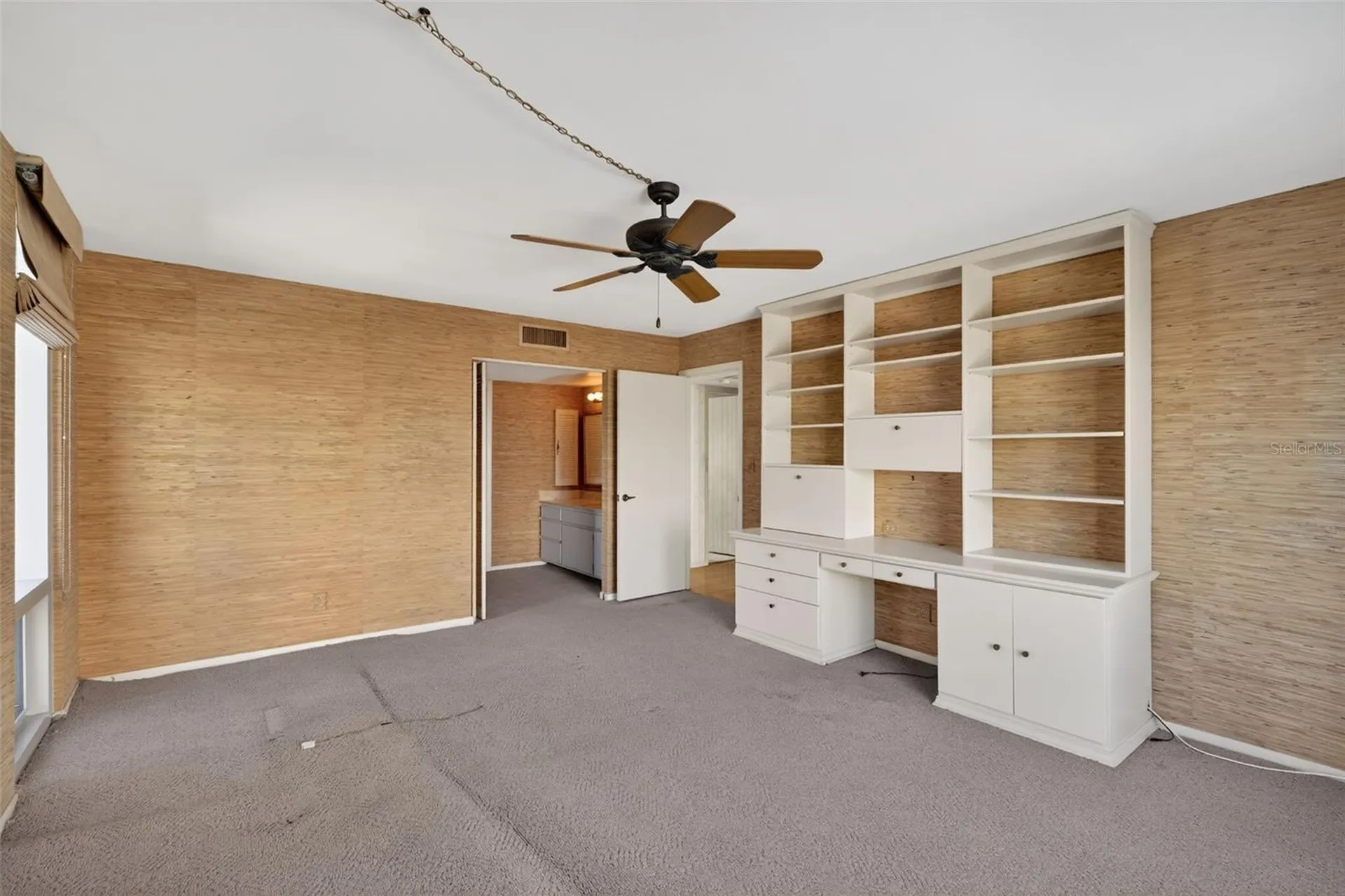 1111 N Gulfstream Avenue Sarasota FL 34236