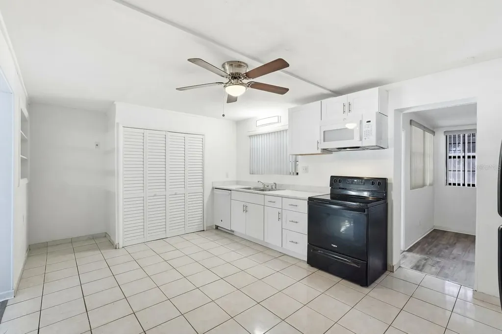 2318 Oriole Lane South Daytona FL 32119