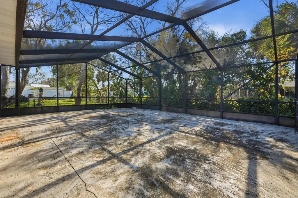 2318 Oriole Lane South Daytona FL 32119
