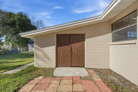 2318 Oriole Lane South Daytona FL 32119