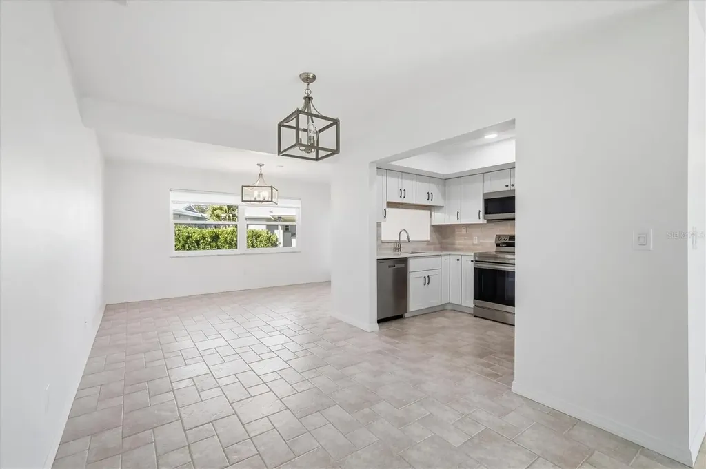 1023 Beach Manor Circle Venice FL 34285