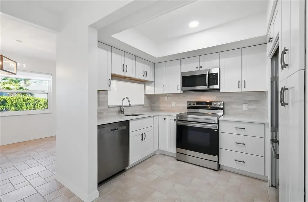 1023 Beach Manor Circle Venice FL 34285
