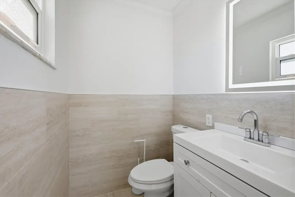 1023 Beach Manor Circle Venice FL 34285