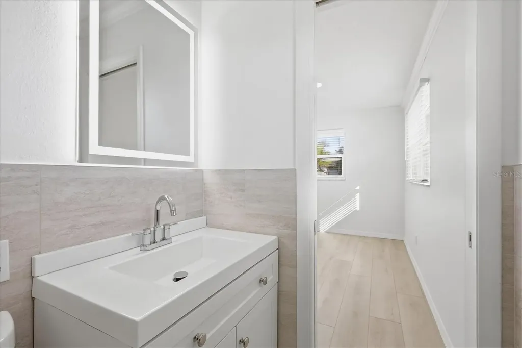 1023 Beach Manor Circle Venice FL 34285