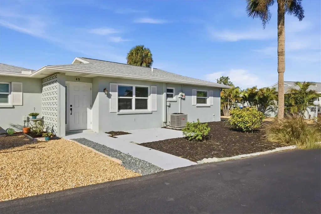 1023 Beach Manor Circle Venice FL 34285