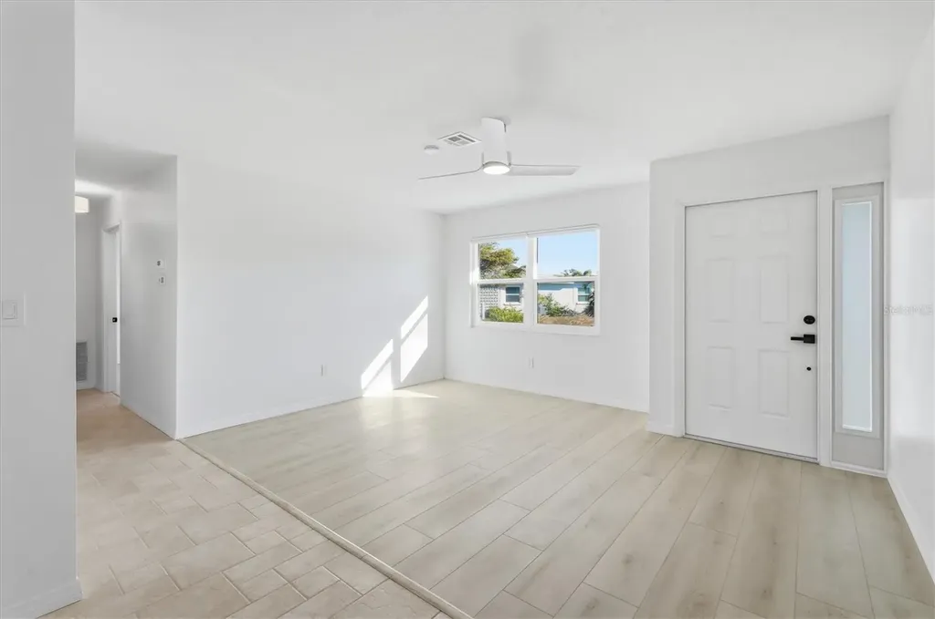 1023 Beach Manor Circle Venice FL 34285