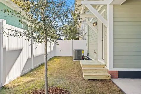 2303 N Jefferson Street Tampa FL 33602