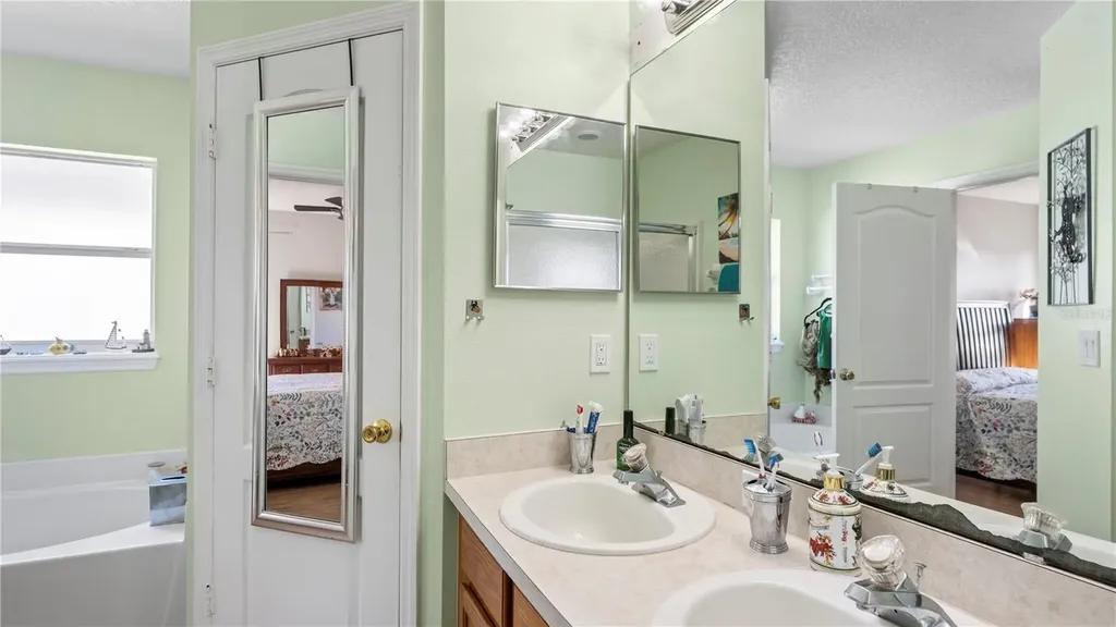 10742 Derringer Drive Orlando FL 32829