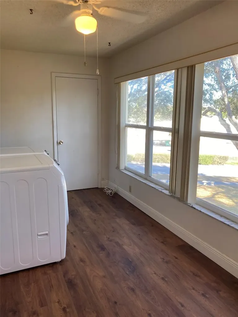 5725 80th Street N St Petersburg FL 33709