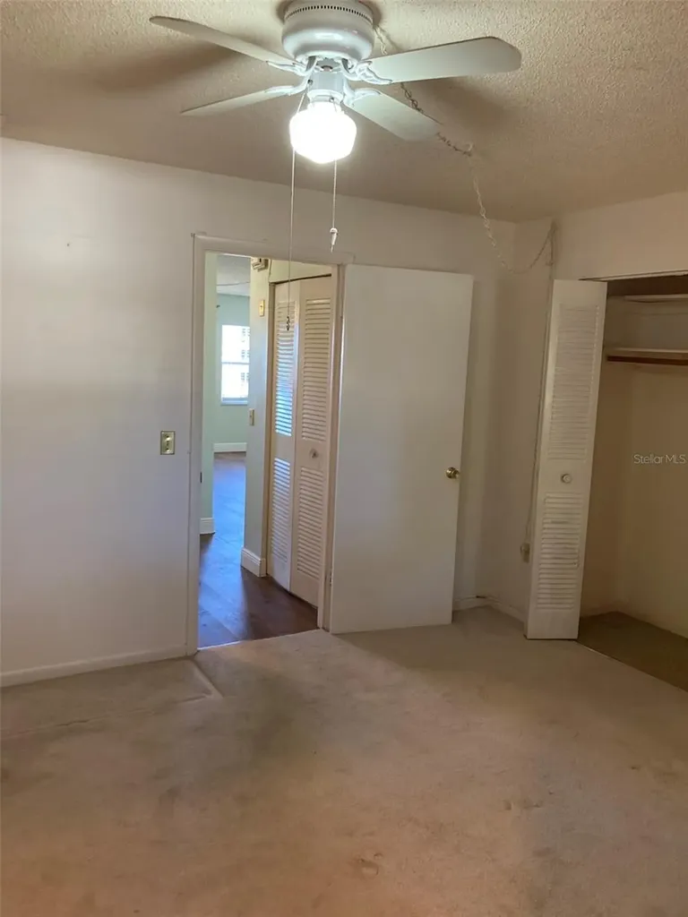 5725 80th Street N St Petersburg FL 33709