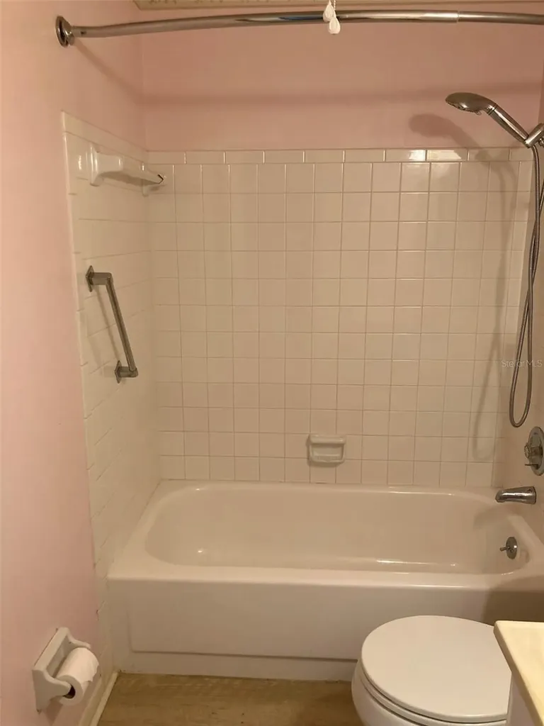 5725 80th Street N St Petersburg FL 33709