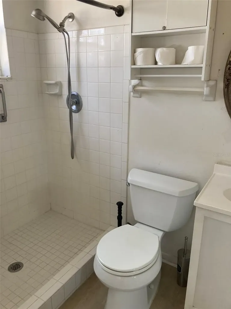 5725 80th Street N St Petersburg FL 33709