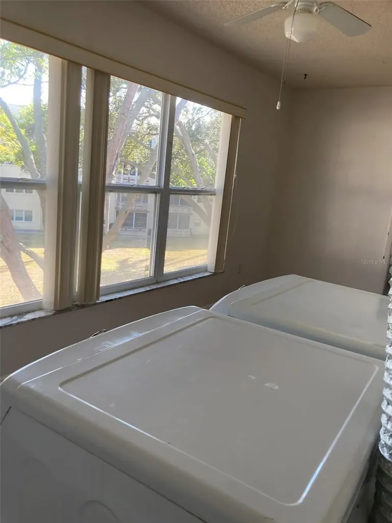 5725 80th Street N St Petersburg FL 33709