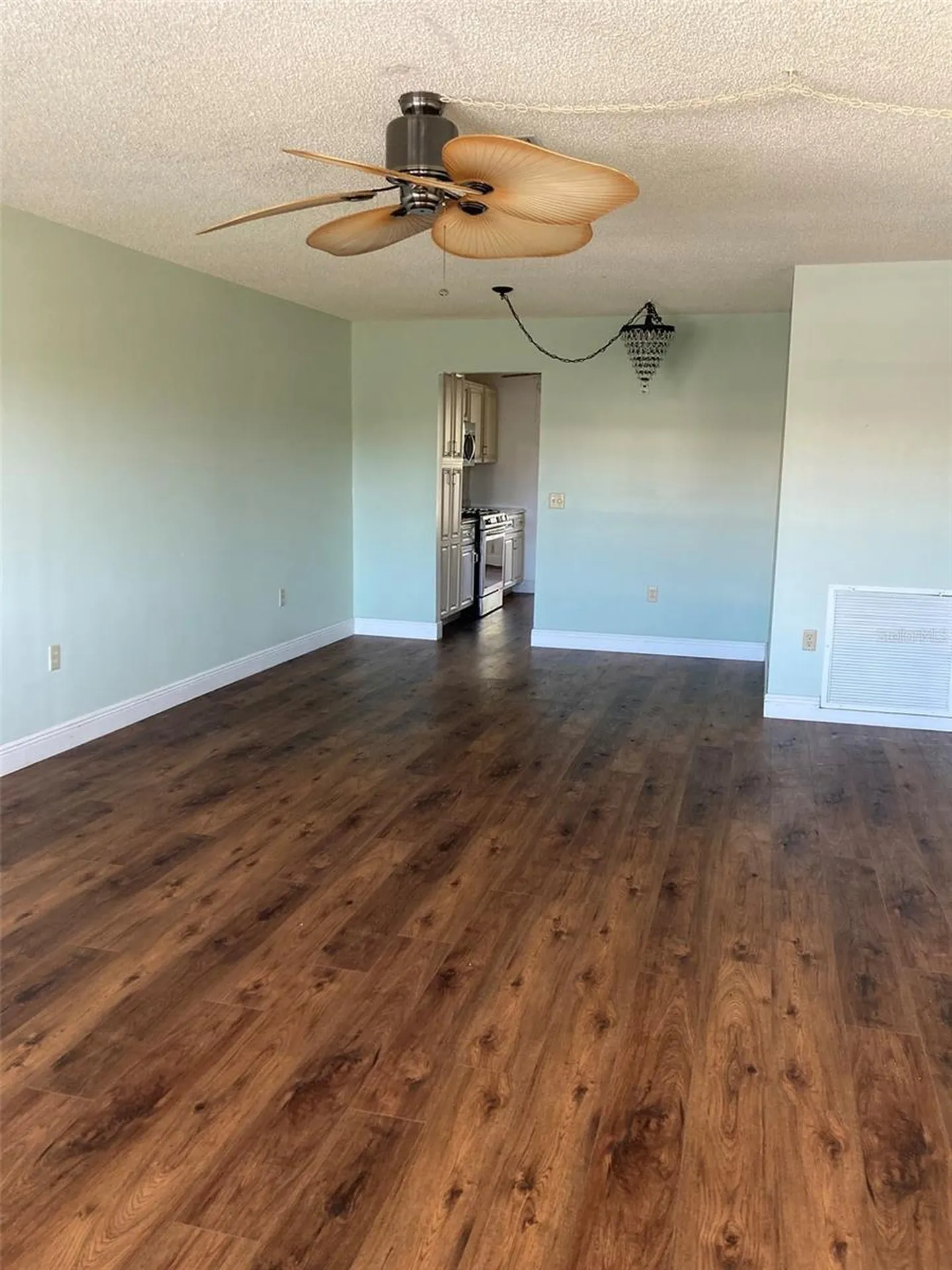 5725 80th Street N St Petersburg FL 33709