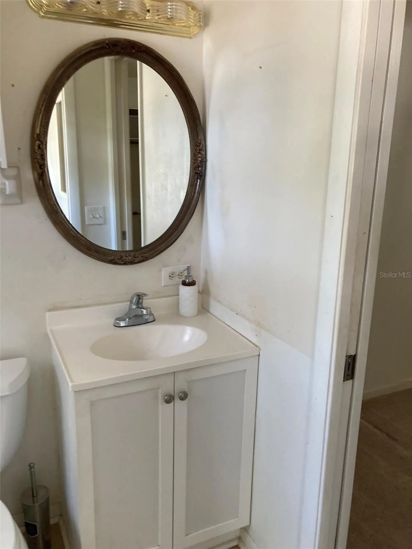 5725 80th Street N St Petersburg FL 33709