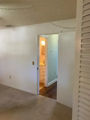5725 80th Street N St Petersburg FL 33709