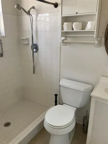 5725 80th Street N St Petersburg FL 33709