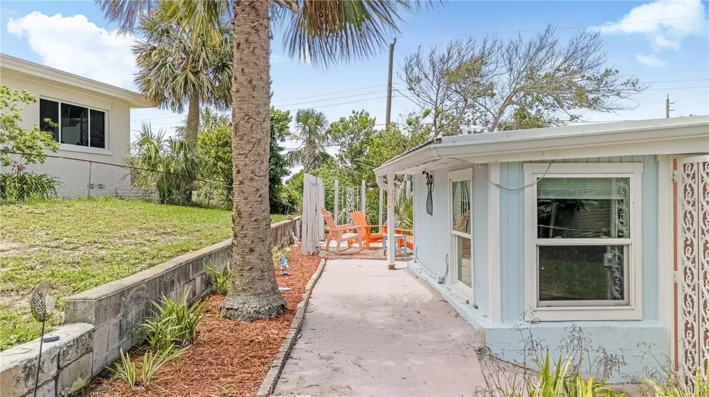 1420 N Grandview Avenue Daytona Beach FL 32118