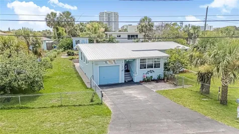 1420 N Grandview Avenue Daytona Beach FL 32118