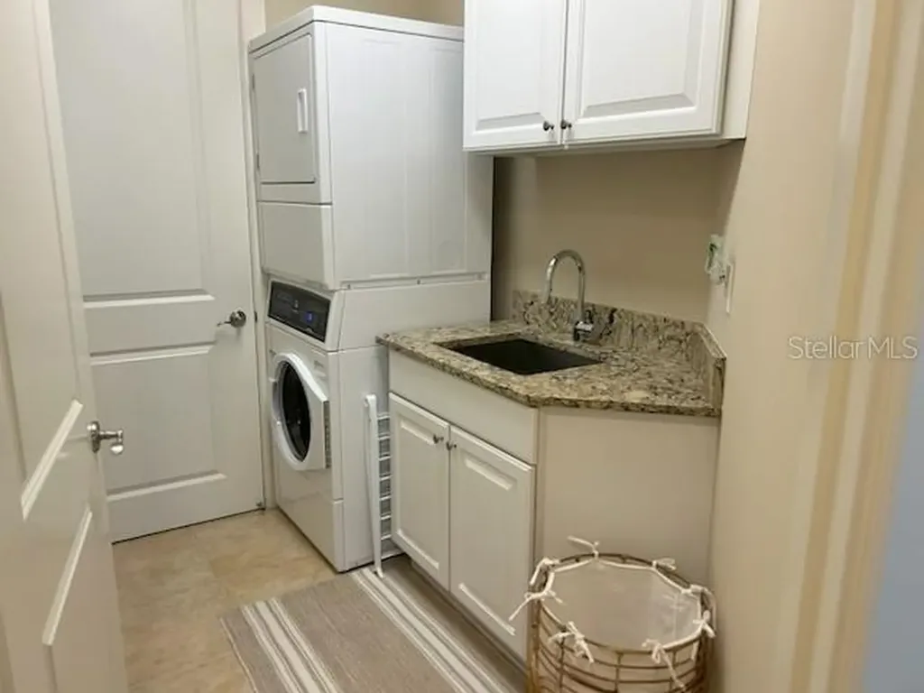 140 Riviera Dunes Way Palmetto FL 34221