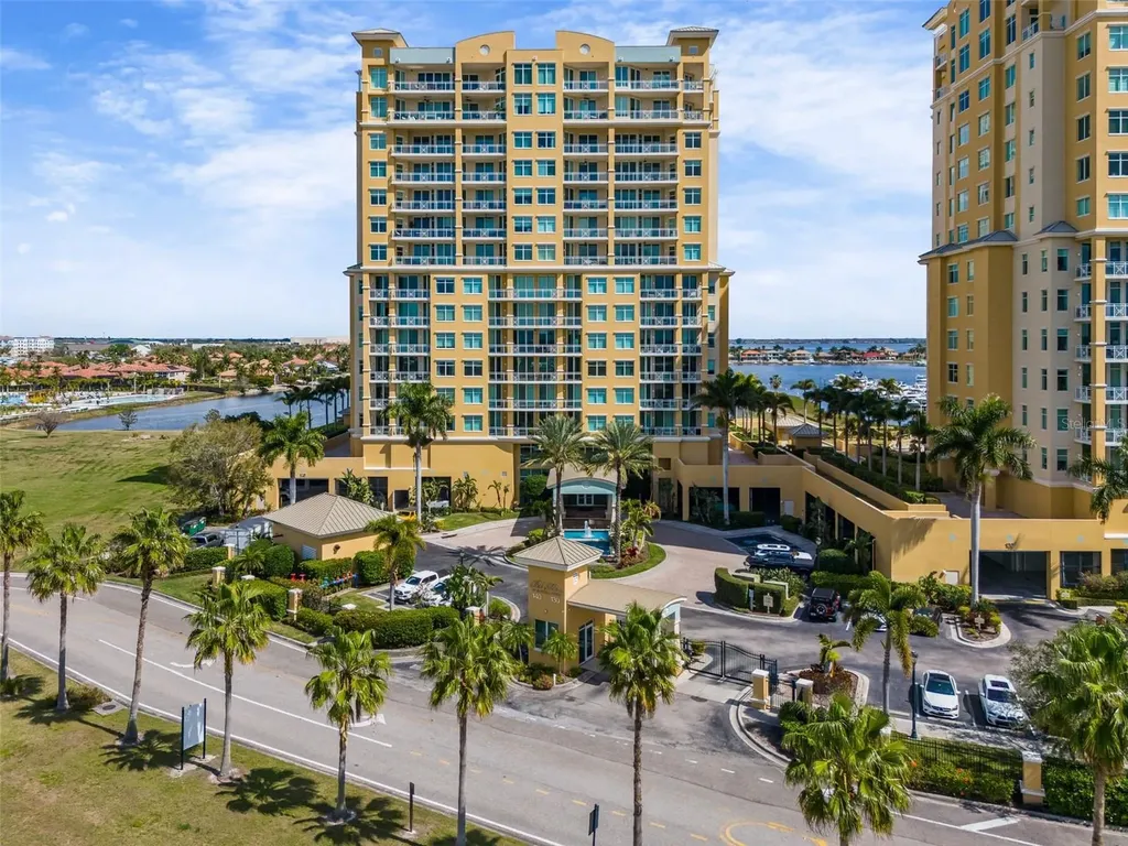 140 Riviera Dunes Way Palmetto FL 34221