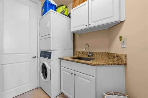 140 Riviera Dunes Way Palmetto FL 34221