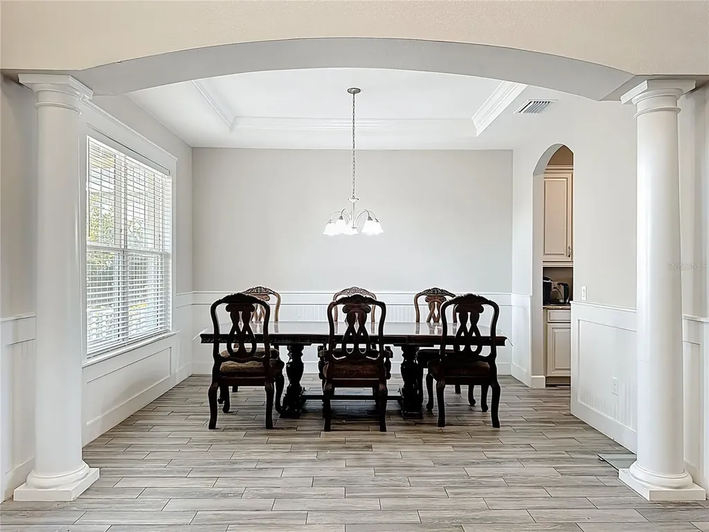 6006 Anise Drive Sarasota FL 34238