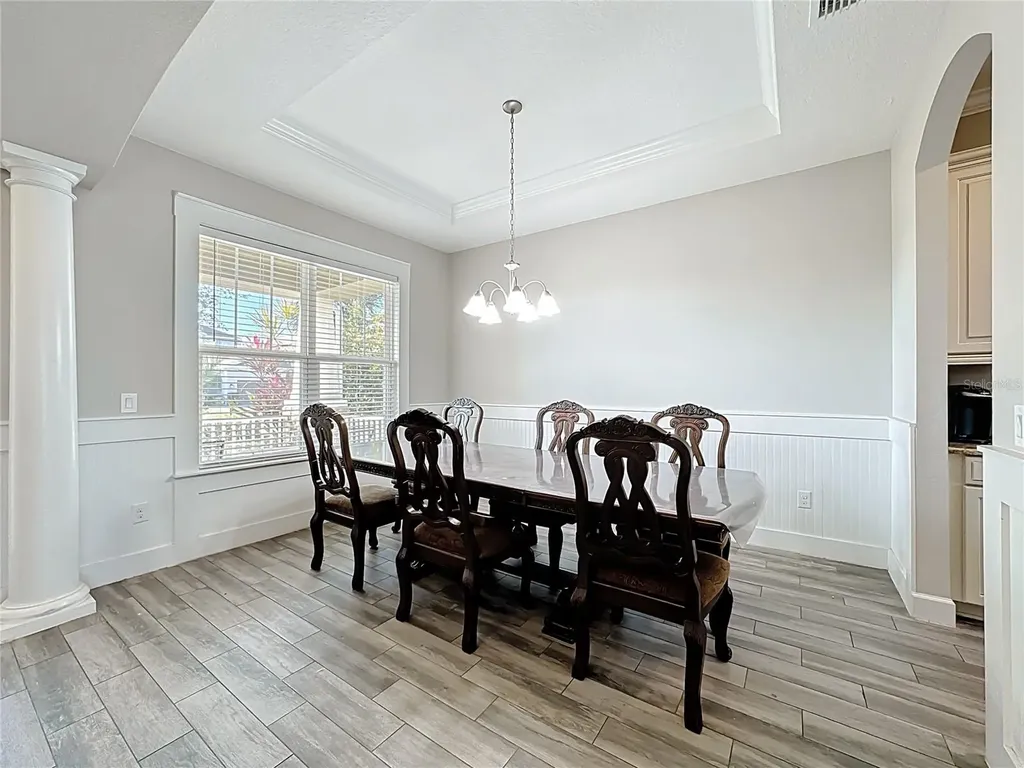 6006 Anise Drive Sarasota FL 34238