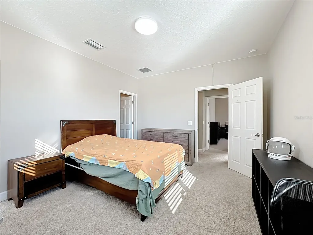6006 Anise Drive Sarasota FL 34238