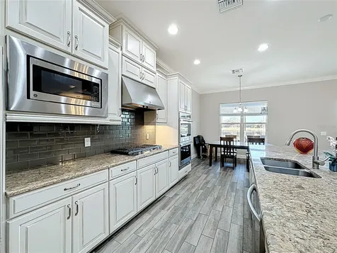 6006 Anise Drive Sarasota FL 34238