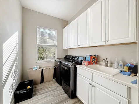 6006 Anise Drive Sarasota FL 34238