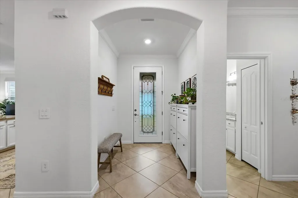 2611 Avolet Court Bradenton FL 34211