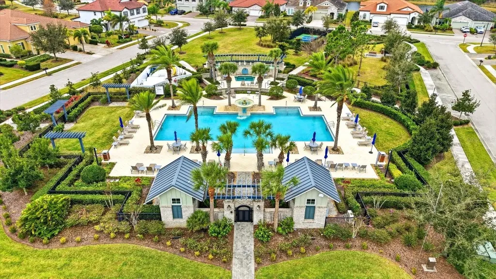 2611 Avolet Court Bradenton FL 34211