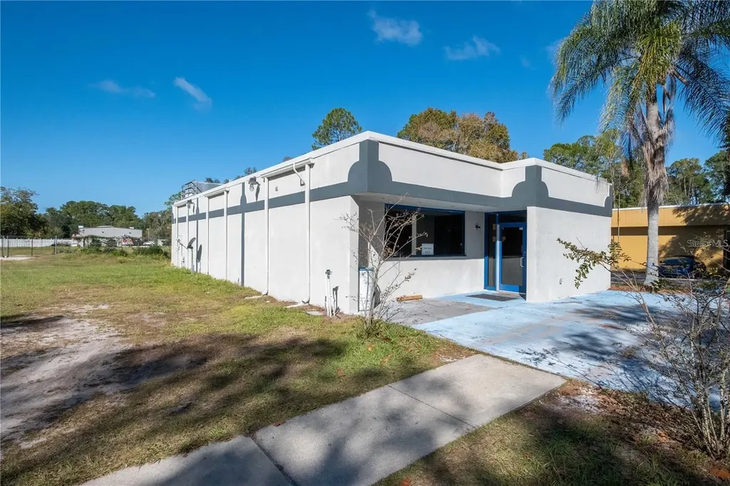 1820 NE 2nd Street Gainesville FL 32609