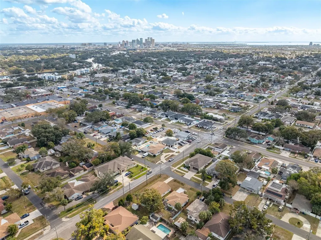 2903 W Heiter Street Tampa FL 33607