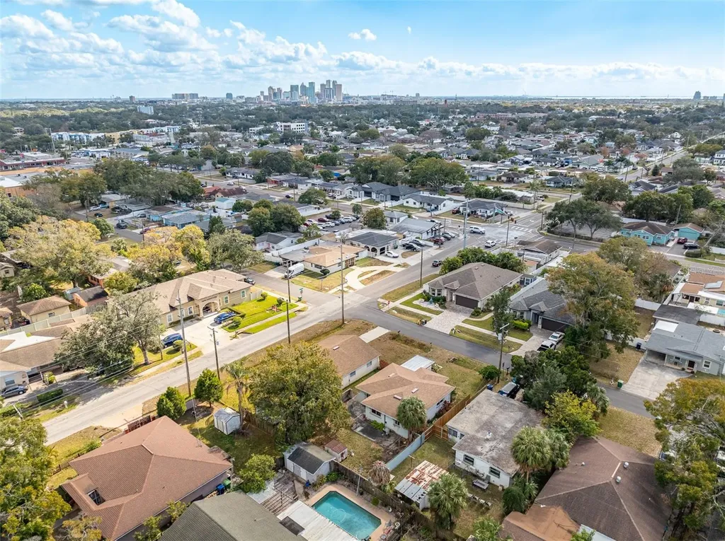 2903 W Heiter Street Tampa FL 33607