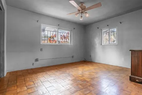 2903 W Heiter Street Tampa FL 33607