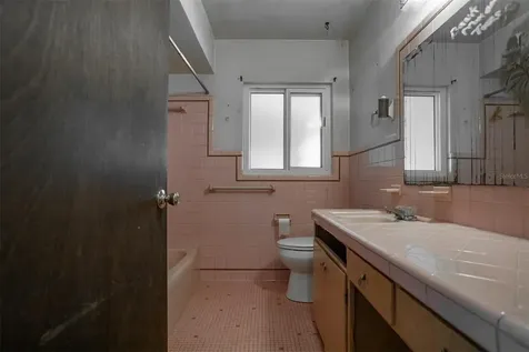 2903 W Heiter Street Tampa FL 33607
