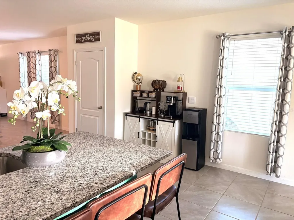 1824 Echo Valley Street Kissimmee FL 34744