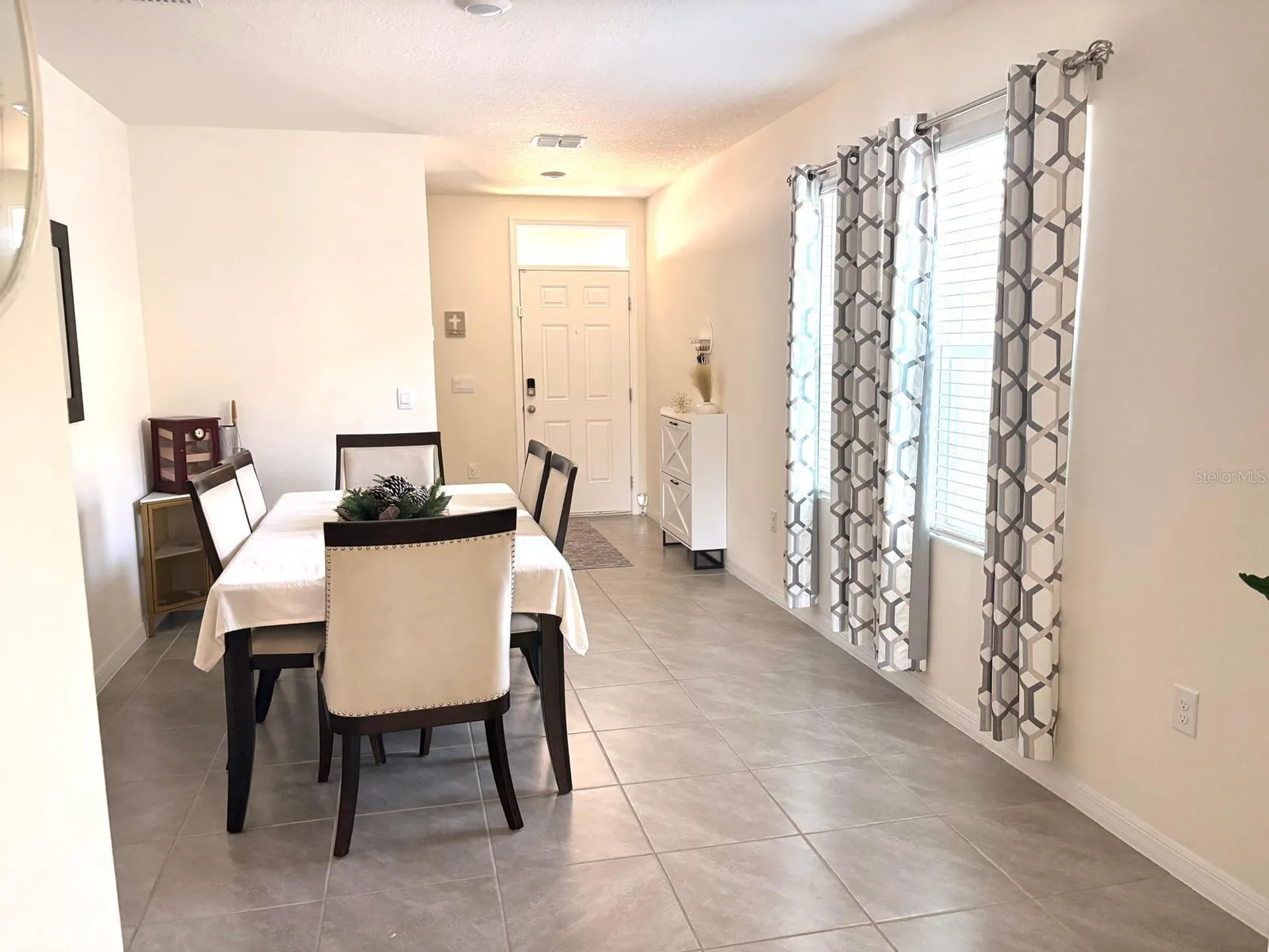 1824 Echo Valley Street Kissimmee FL 34744