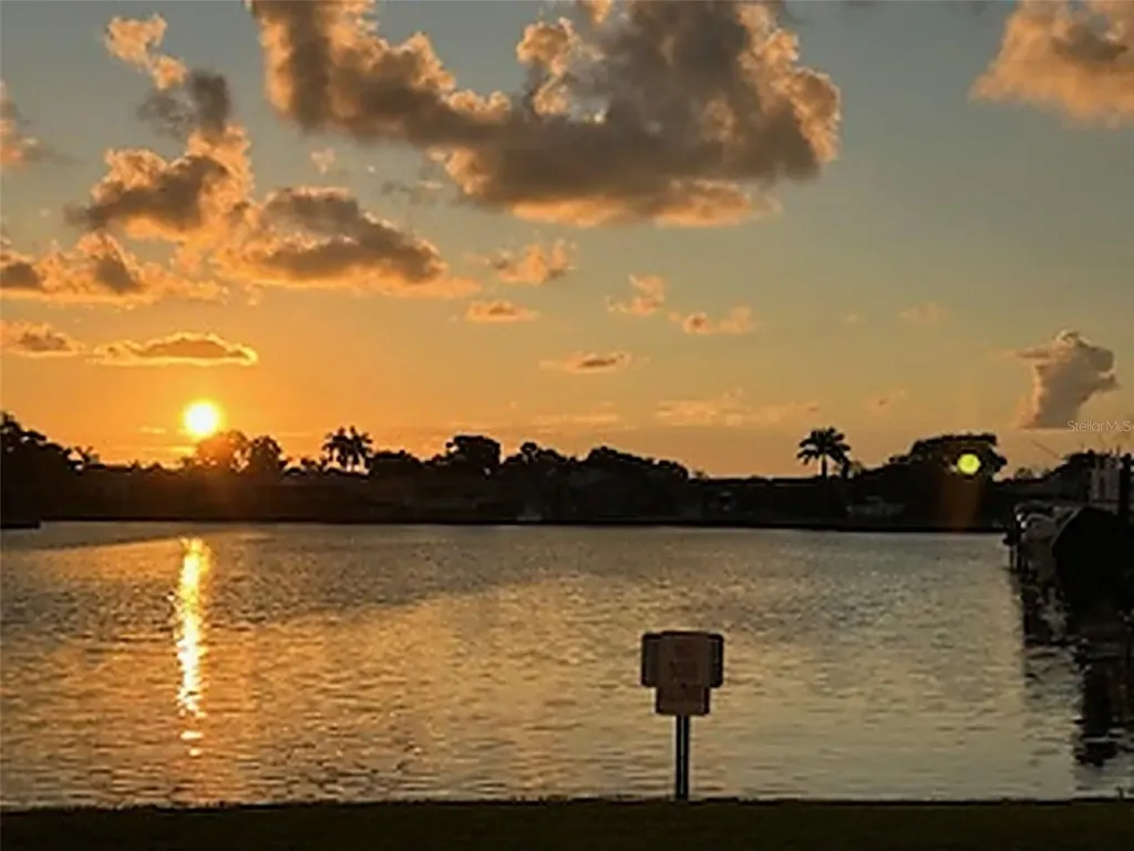 2960 59th Street S Gulfport FL 33707