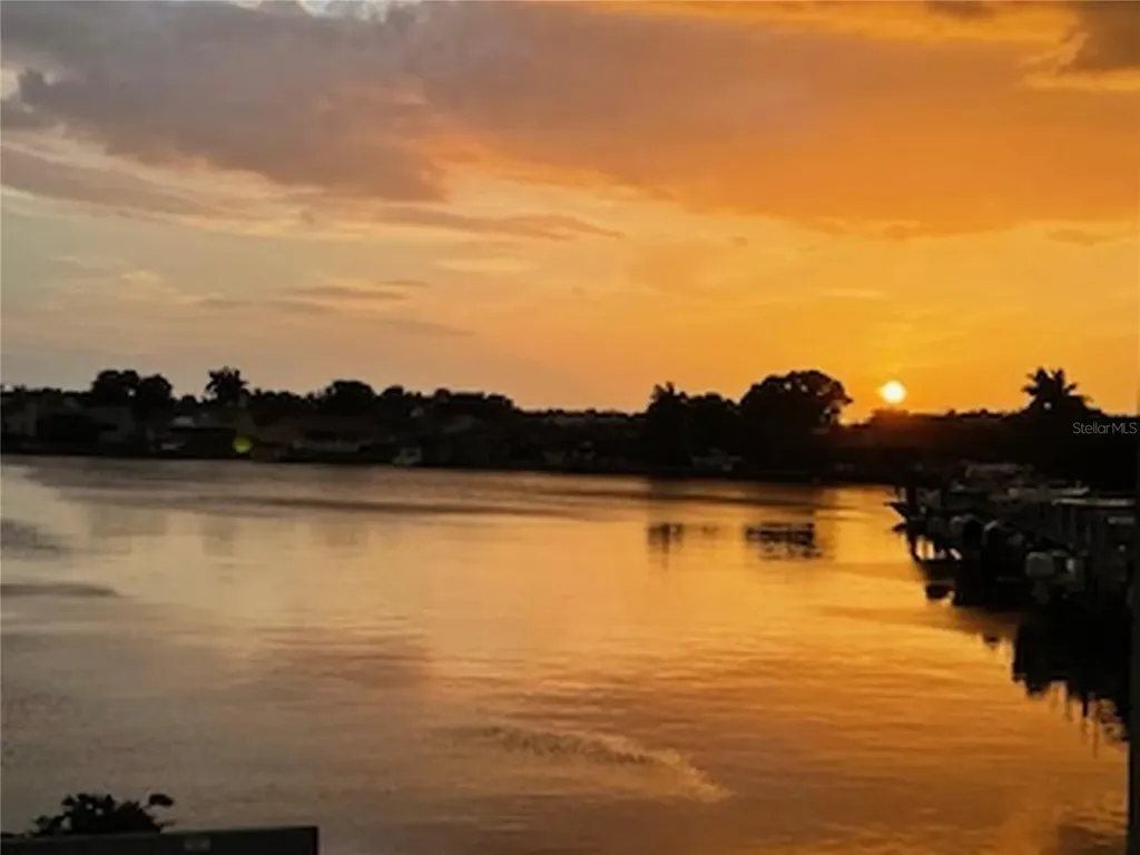 2960 59th Street S Gulfport FL 33707