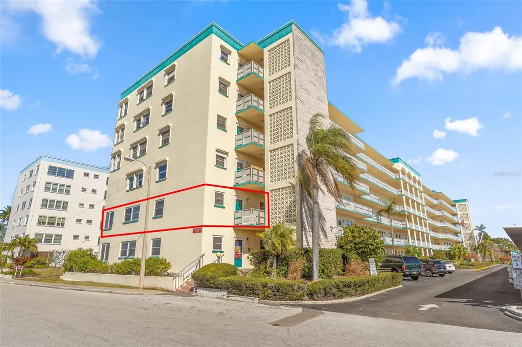 2960 59th Street S Gulfport FL 33707