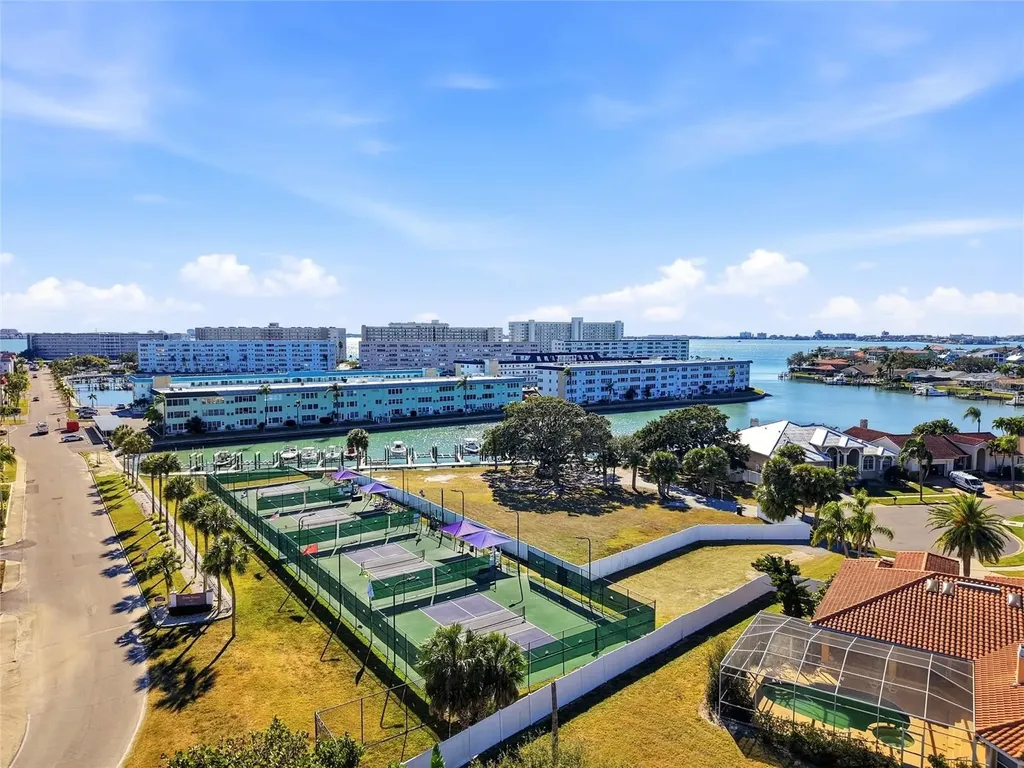 2960 59th Street S Gulfport FL 33707