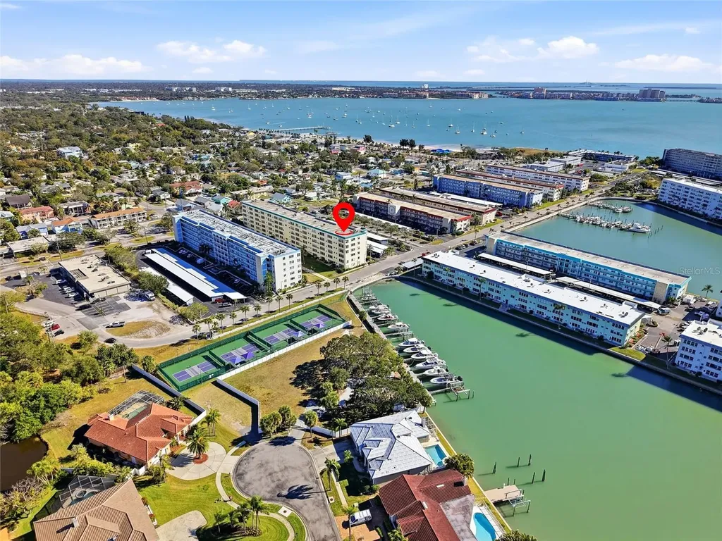 2960 59th Street S Gulfport FL 33707