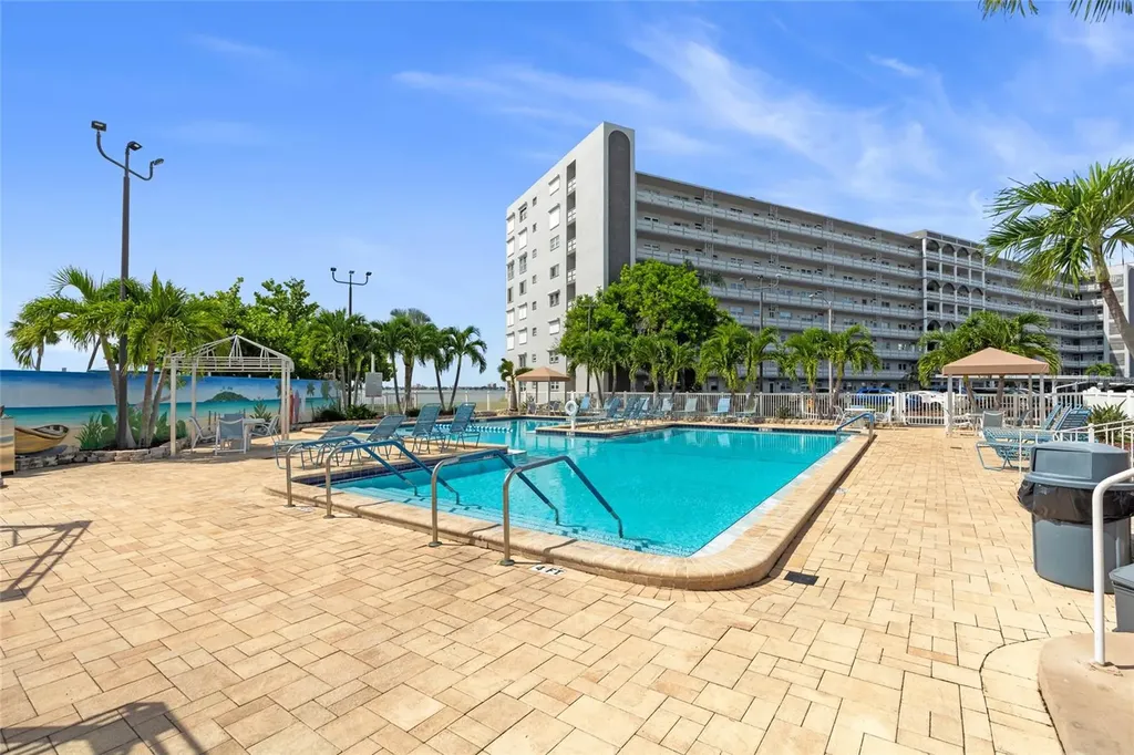 2960 59th Street S Gulfport FL 33707