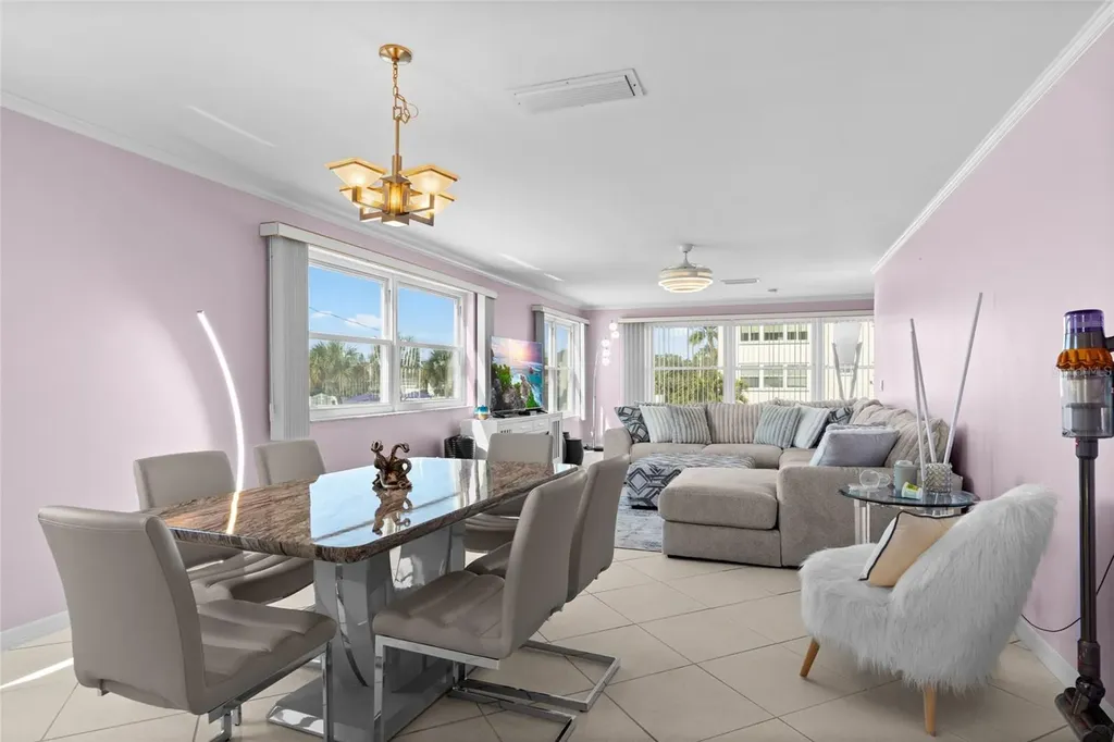 2960 59th Street S Gulfport FL 33707